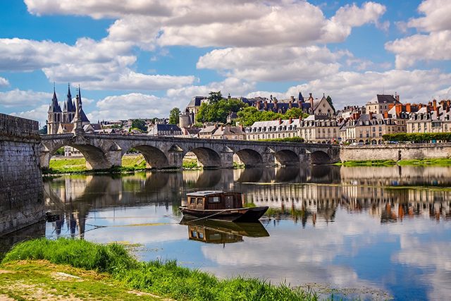 Loire-pont-compressor